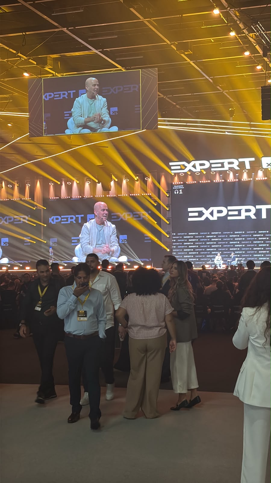 André Agassi no palco da Expert XP